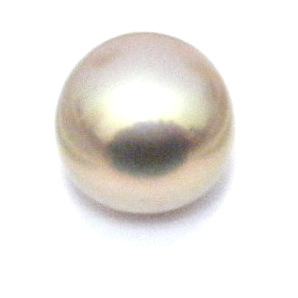 White Undrilled Button Pearl